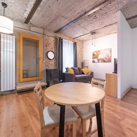Dzīvoklis Quiet Hideaway In Centrs Riga